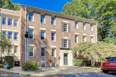 2725 Ordway St NW unit 2, Washington, DC 20008 - photo 2