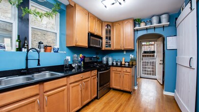 6336 N Rockwell St unit 1, Chicago, IL 60659 - photo 5