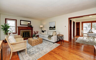 405 Blenheim Rd, Columbus, OH 43214 - photo 3