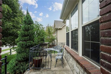 1821 SW Napa Valley Dr, Lees Summit, MO 64082 - photo 3