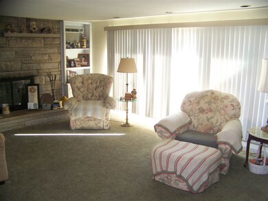 Living Rm
