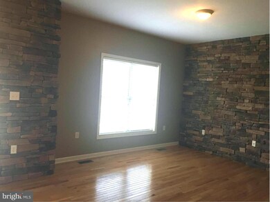 1980 Ashley Dr, Chambersburg, PA 17201 - photo 4