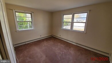 504 Bridgeboro St, Riverside, NJ 08075 - photo 5