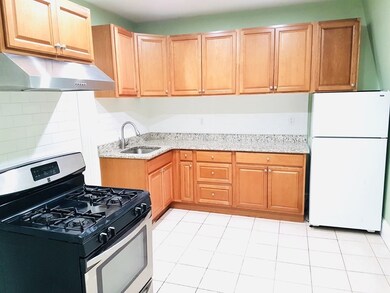 30 May St unit 3R, Worcester, MA 01610 - photo 2