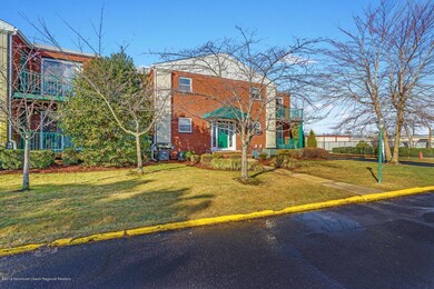 65 Cedar Ave Long Branch NJ-large-004-16
