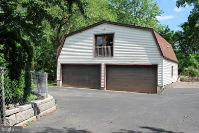 4333 Ridge Ave, Halethorpe, MD 21227 - photo 7