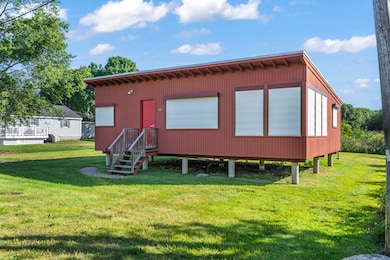 10 Amherst Ave, York