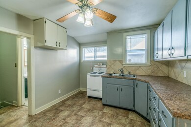 712N16thSt_0012