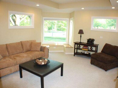 1831 Robert Ln, Naperville, IL 60564 - photo 3