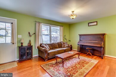 5916 Oklahoma Rd, Sykesville, MD 21784 - photo 4