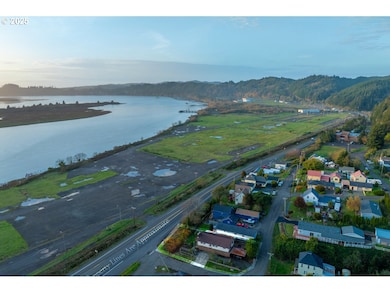 205 Marsh St, Gardiner, OR 97441 - photo 5