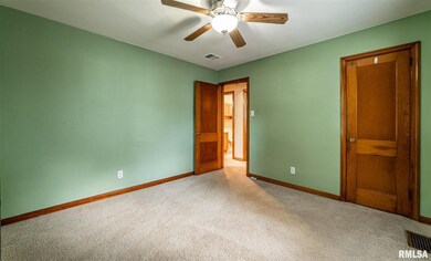 1513 Pulaski St, Lincoln, IL 62656 - photo 7