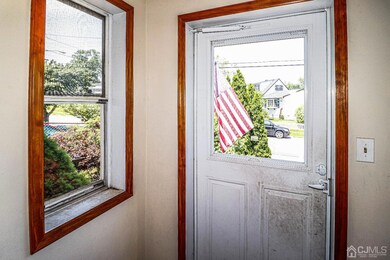 129 Lawrence St, Fords, NJ 08863 - photo 4