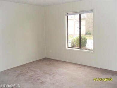 2nd Bedroom.