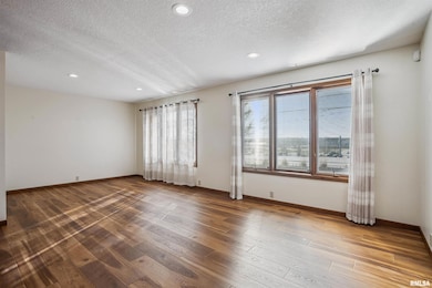 5311 38th Ave unit 10, Moline, IL 61265 - photo 7