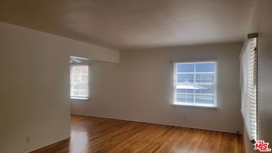 1137 26th St unit B, Santa Monica, CA 90403 - photo 6