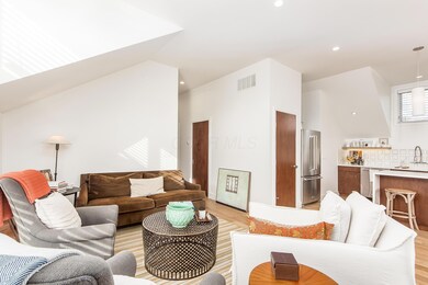 848 S Lazelle St, Columbus, OH 43206 - photo 4