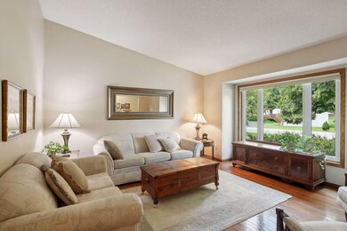 6920 Ximines Ln N, Maple Grove, MN 55369 - photo 2