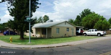Corner lot
