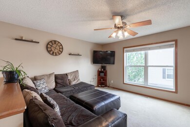 5123 Farnham Dr N, Hugo, MN 55038 - photo 4