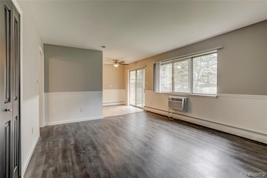 2161 Decker Rd unit 21, Walled Lake, MI 48390 - photo 3