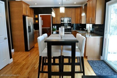 Locust Kitchen2