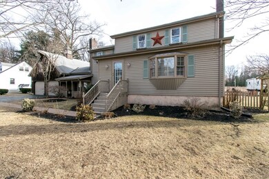 162 Cottage Rd, Enfield, CT 06082 - photo 3