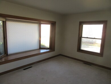 615 Manchester Ave, Westchester, IL 60154 - photo 3