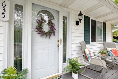 635 W Gold Dust Dr, Pigeon Forge, TN 37863 - photo 2