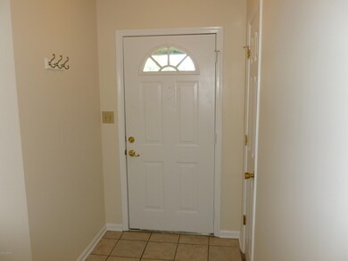 202 N Willow Ln, Jacksonville, NC 28546 - photo 3