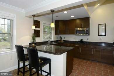 4553 S Chelsea Ln, Bethesda, MD 20814 - photo 7