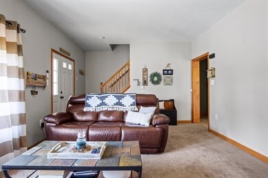 14 Arrowsic St, Worcester, MA 01606 - photo 4