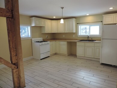 28 Lincoln Ave, Barton, VT 05822 - photo 5