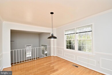 6408 Seven Oaks Ct, Falls Church, VA 22042 - photo 2