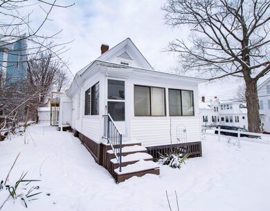 Enlcosed Porch