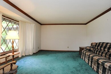 2471 Knapp St NE, Grand Rapids, MI 49505 - photo 3