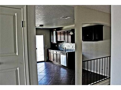 14270 Desert Cactus Dr, Horizon City, TX 79928 - photo 3