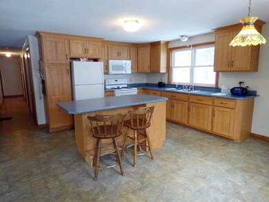 145 Louis St, Derby, VT 05830 - photo 3