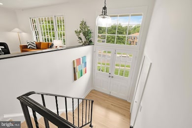 9721 Counsellor Dr, Vienna, VA 22181 - photo 6