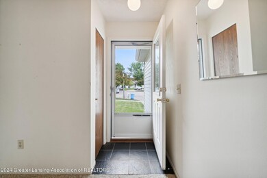 6022 Laporte Dr, Lansing, MI 48911 - photo 6