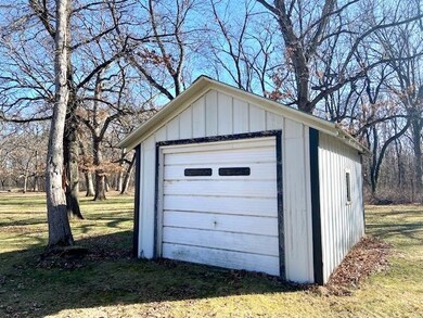 1019 W Sunny Ln, Janesville, WI 53546 - photo 5