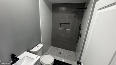 1837 S 22nd St unit B, Philadelphia, PA 19145 - photo 6