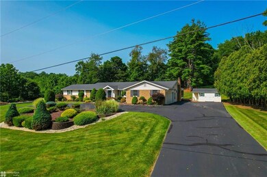 6042 Swamp Rd, Zionsville, PA 18092 - photo 2