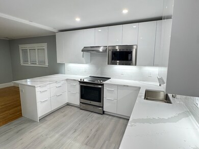 2075 Beacon St unit 2075, Waban, MA 02468 - photo 5