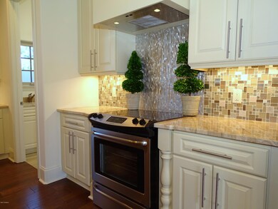 Kitchen Oven