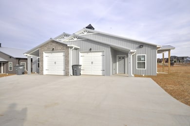 176 Bainbridge Dr unit A, Clarksville, TN 37043 - photo 4