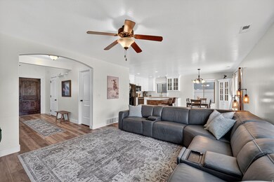 1583 N 25 E, Layton, UT 84041 - photo 4