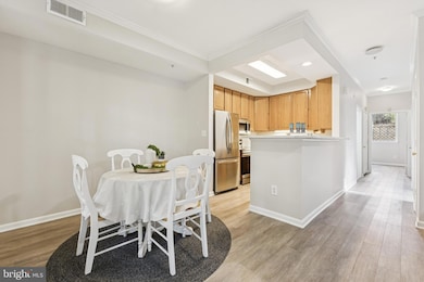 1361 Garden Wall Cir unit 701, Reston, VA 20194 - photo 6