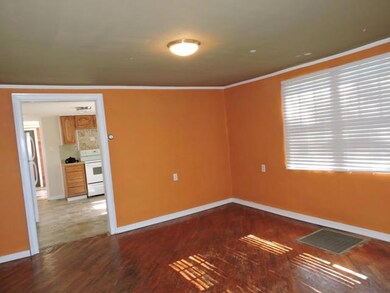 274 Walker St, Manchester, TN 37355 - photo 3