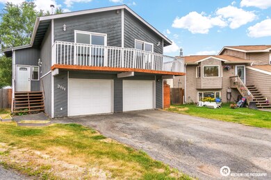 Spacious Driveway